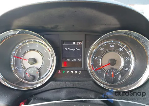 2016 Chrysler Town & Country Touring z USA, uszkodzony, nr VIN 2C4RC1BG5GR156906